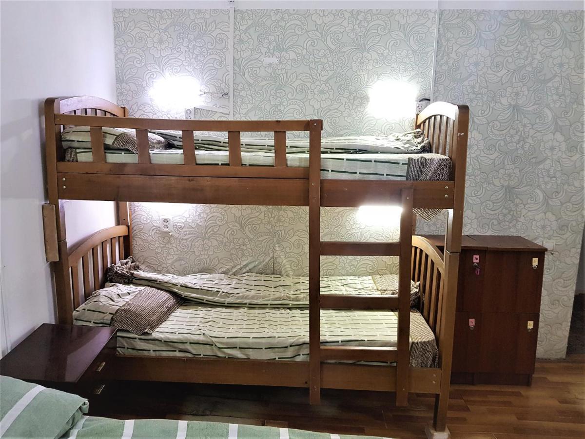 Backpackers Hostel Тбилиси Экстерьер фото