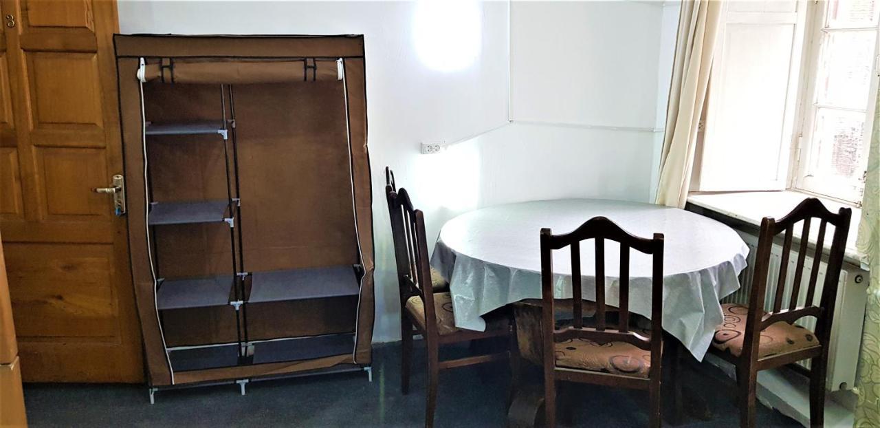 Backpackers Hostel Тбилиси Экстерьер фото