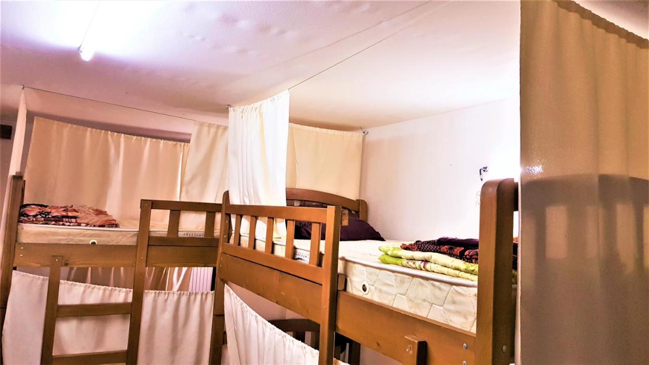 Backpackers Hostel Тбилиси Экстерьер фото