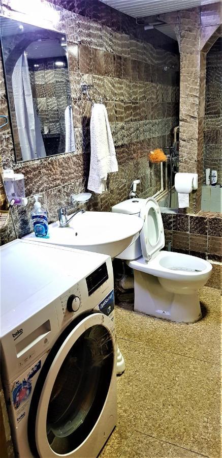 Backpackers Hostel Тбилиси Экстерьер фото