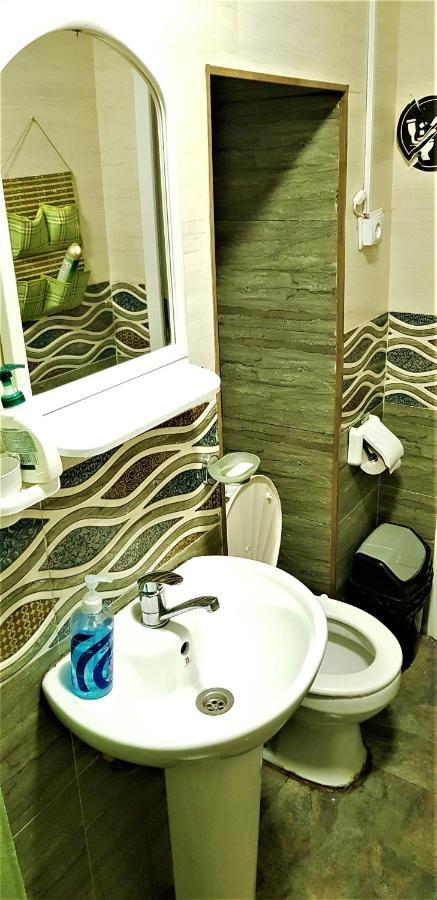 Backpackers Hostel Тбилиси Экстерьер фото